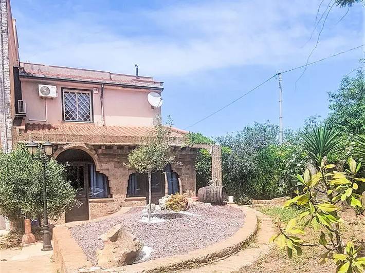 Villa per 10 persone, con piscina e giardino in Misilmeri
