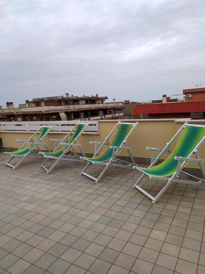 Appartamento intero, Attico Centralissimo Vista Mare in Torvaianica, Pomezia