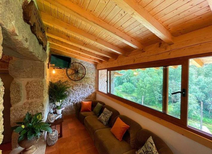 Location de vacances pour 10 personnes, avec jardin ainsi que vue et piscine, adapté aux familles à Terras de Bouro - 3