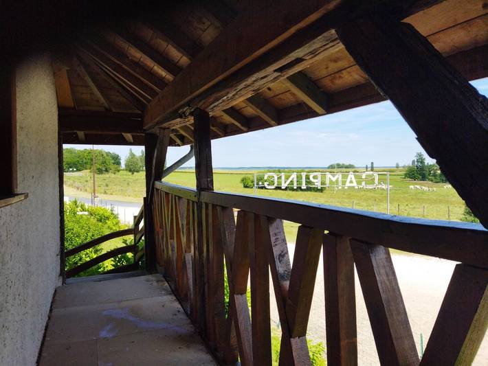 Gîte pour 6 personnes, avec balcon ainsi que jardin et vue sur le lac à Châtillon-sur-Broué - 3