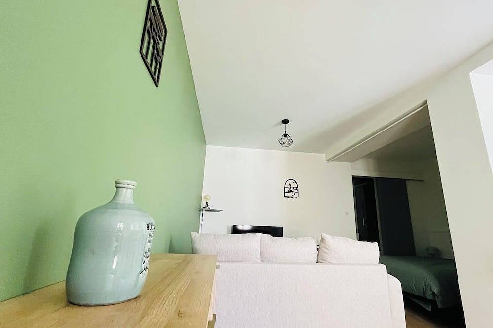Appartement entier, \"Sauge de Sarrail\" Appart Coeur de Ville in Saintes, Région de Saintes