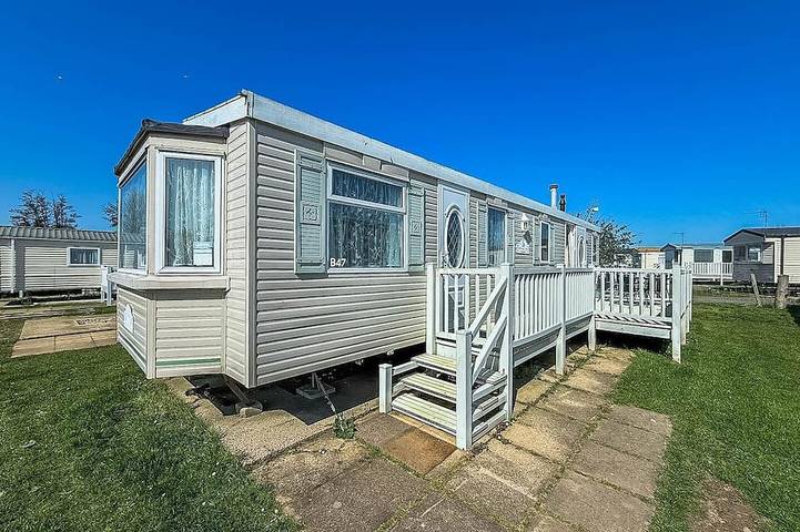 Static caravan for 6 people on the Norfolk Coast
