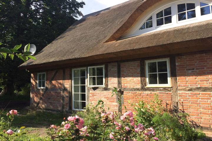 Ferienwohnung für 5 Personen, mit Terrasse und Garten in Garz/Rügen