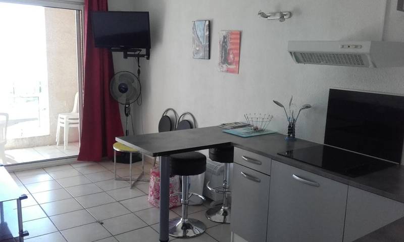 Gîte pour 4 personnes, avec terrasse et piscine à Cervione - 3