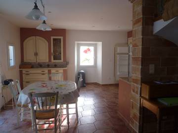 Gîte pour 4 personnes, avec terrasse et jardin à La Bréole