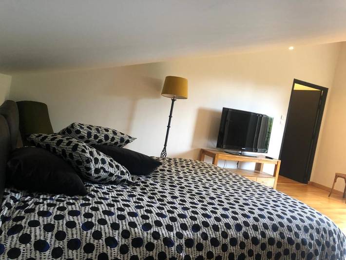 Chambre d’hôte pour 5 personnes, avec Balcon et Terrasse ainsi que Jardin et Vue dans Haudainville