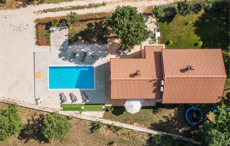 Ferienhaus für 7 Personen, mit Garten und Terrasse sowie Pool in Rovinj - 3