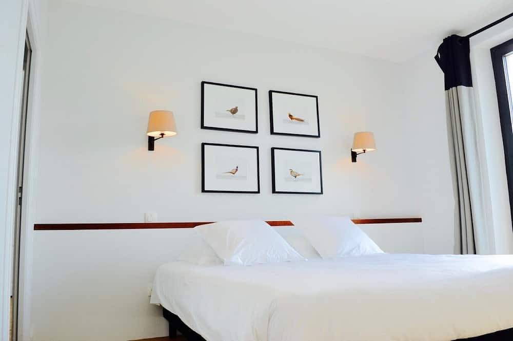 Villa Luxueuse sur le Golf - Luxury Villa on the Golf Course in Gardegan-et-Tourtirac, Région de Libourne