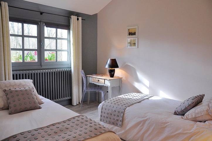 Chambre d’hôte pour 5 personnes, avec jardin dans la Sarthe - 3