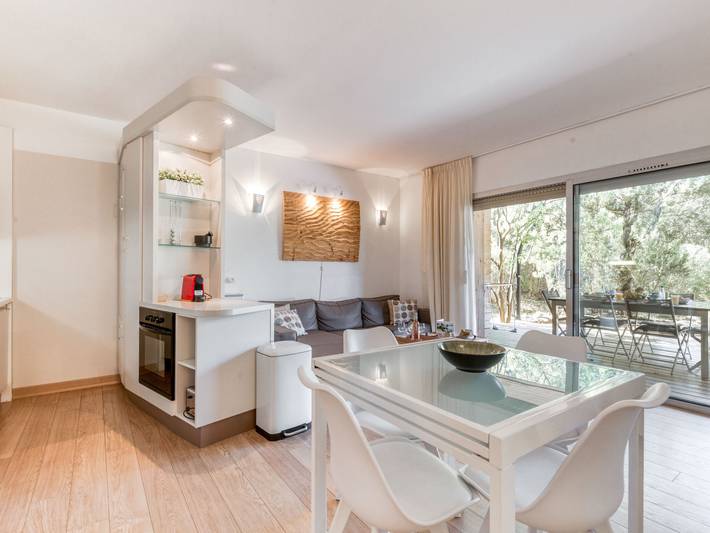 Gîte pour 5 personnes, avec jardin et terrasse dans Golfe De Santa Giulia - 3