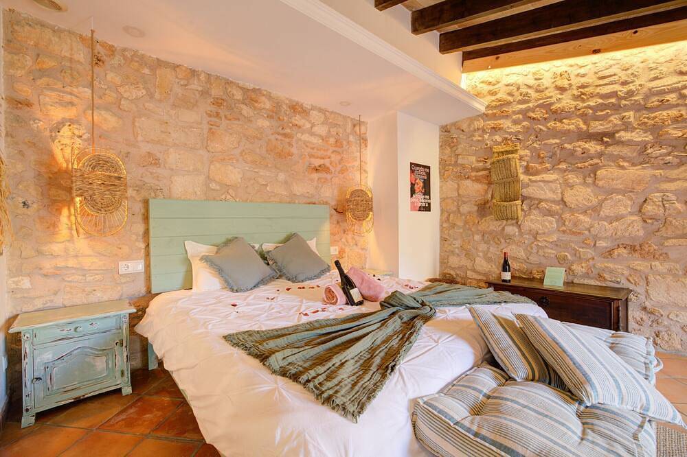 Hotelet Ca'n Oms Picasso by Rentallorca in Petra, Interior de Mallorca