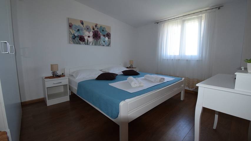 Villa pour 4 personnes, avec jardin et terrasse dans Pag - 4