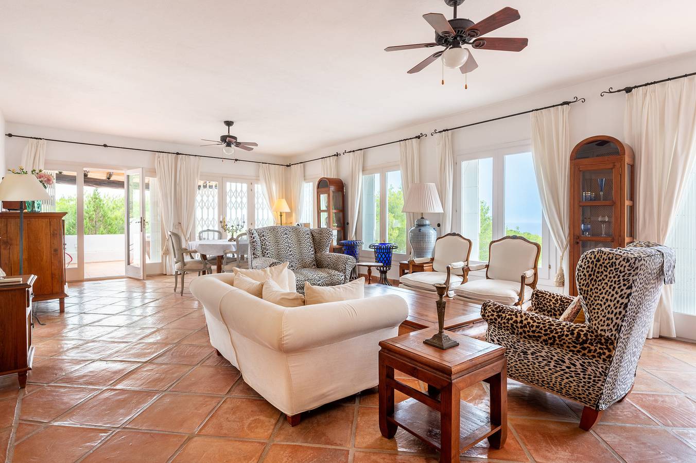 Villa "Renate" with Sea View, Private Pool & Wi-Fi in Cala d'Hort, Sant Josep de sa Talaia