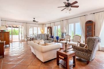 Villa in Cala Vedella, Sant Josep de sa Talaia für 8 