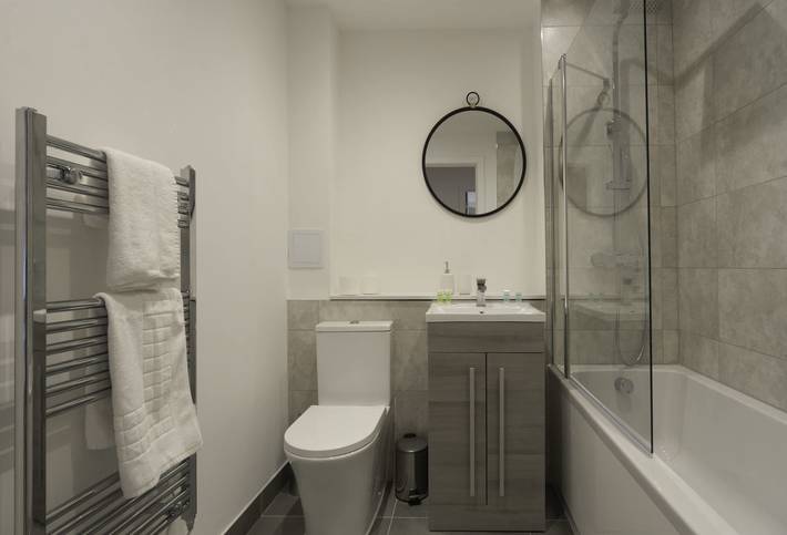 Appartement entier, 1Br Apartment near Ashford | with WiFi and Balcony in Ashford, Région d'Ashford