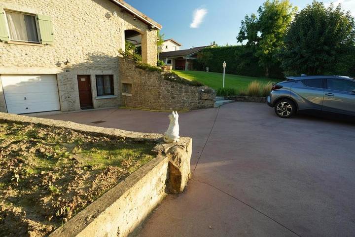 Gîte pour 2 personnes, avec jardin ainsi que jacuzzi et piscine à Bourg-de-Péage - 4