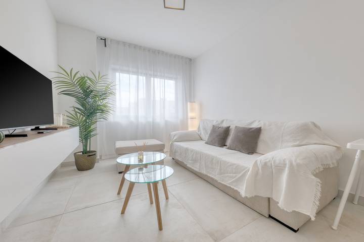 Location de vacances pour 6 personnes, avec terrasse à La Santa - 3