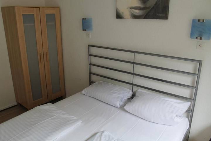 Hotel für 3 Personen, mit Terrasse in St. Georg - 4