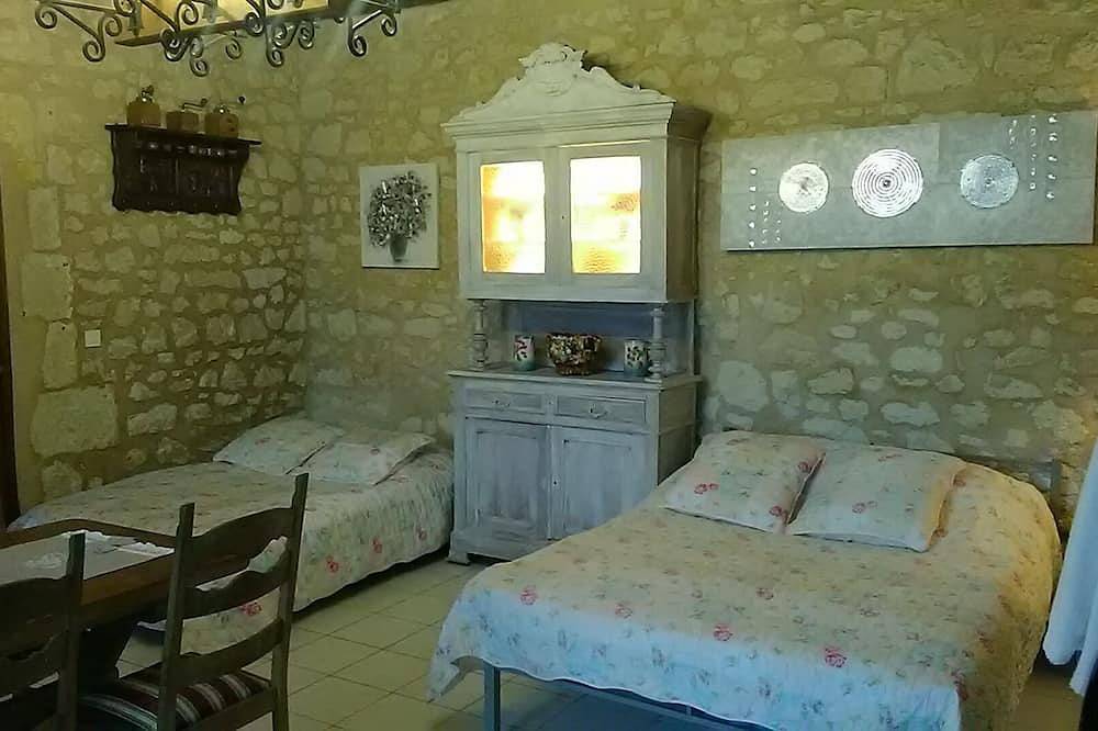 Manoir Le Cristal, Futuroscope a partir de  33 euros ! in Beaumont (Vienne), Vienne (France)