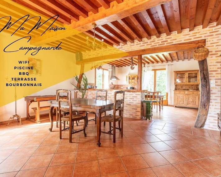 Location de vacances pour 7 personnes, avec Balcon et Terrasse ainsi que Jardin et Piscine à Lachaux