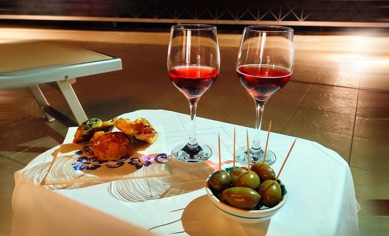 Location de vacances pour 9 personnes, avec jardin et vue, animaux acceptés à Porto Empedocle - 4