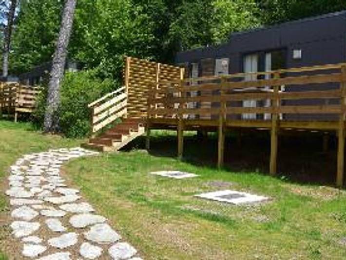 Camping pour 4 personnes dans Région de Besse-et-Saint-Anastaise - 2