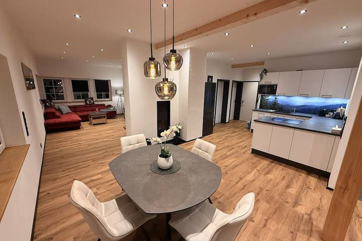 Gîte pour 5 personnes, avec jardin ainsi que sauna et jacuzzi dans Gutach