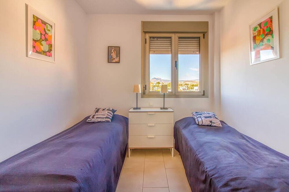 Entire apartment, Cozy apartment in El Campello with Wifi in San Juan Playa, Costa Blanca