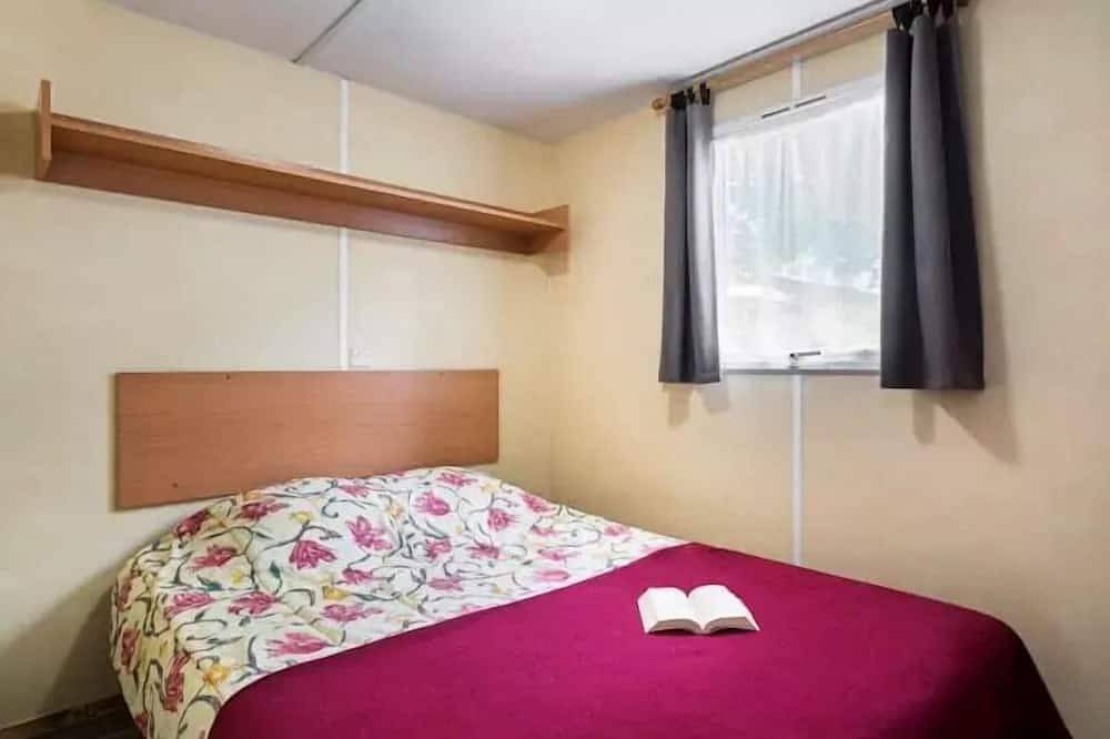 Mobil home 3 Pièces 4/6 Personnes + Tv in Saint-Hilaire-la-Forêt, Vendée