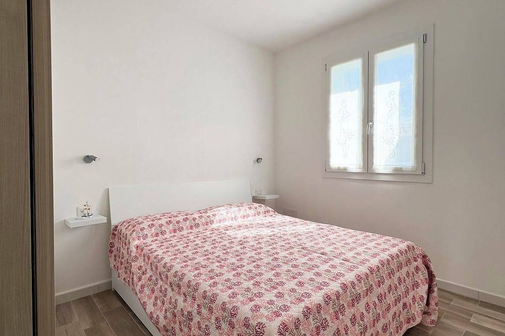 Villa Dolce Vita-new villa with garden 5 minutes from the beach in Codaruina/Valledoria, Valledoria