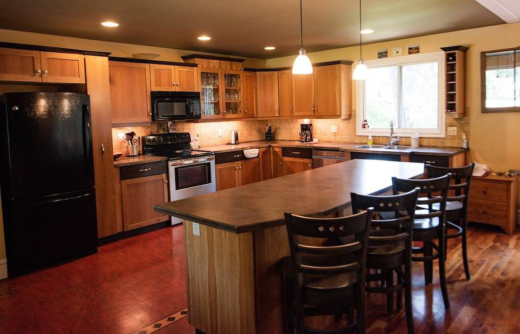 Auberge Kicking Horse Guest House in Golden, Kicking Horse