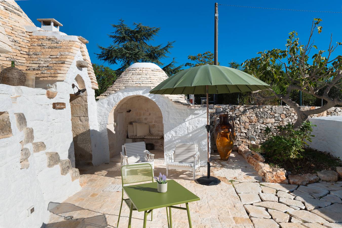 Trullo « Suite Camino » avec piscine partagée, Wi-Fi et climatisation in Martina Franca, Province de Taranto