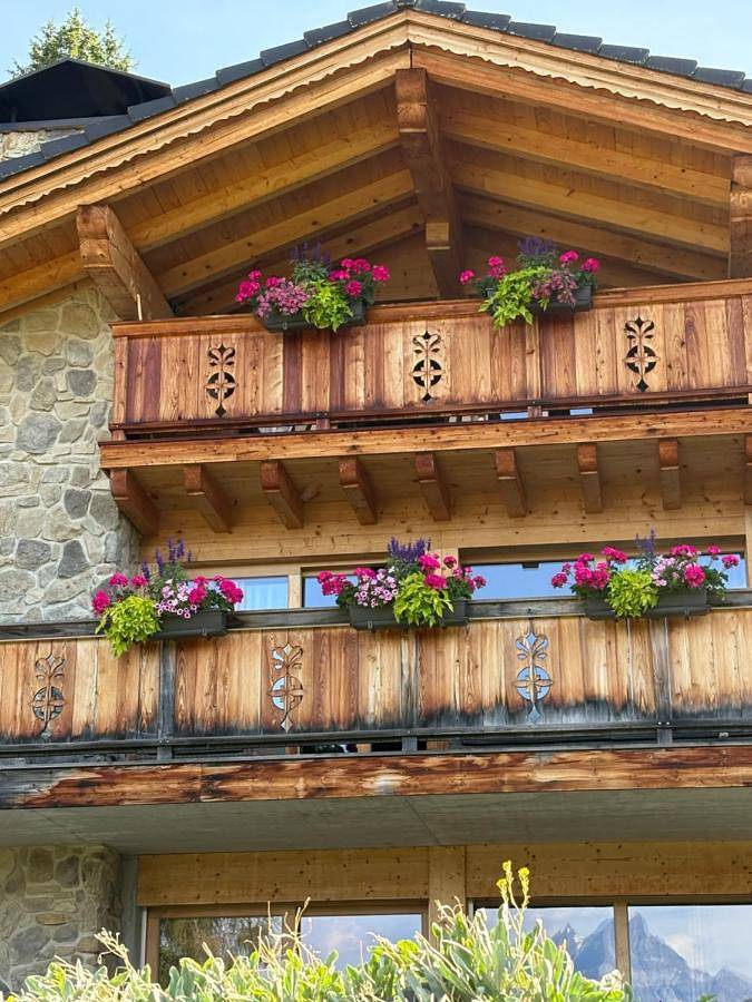Hütte für 5 Personen, mit Terrasse und Garten sowie Ausblick in Villars-sur-Ollon