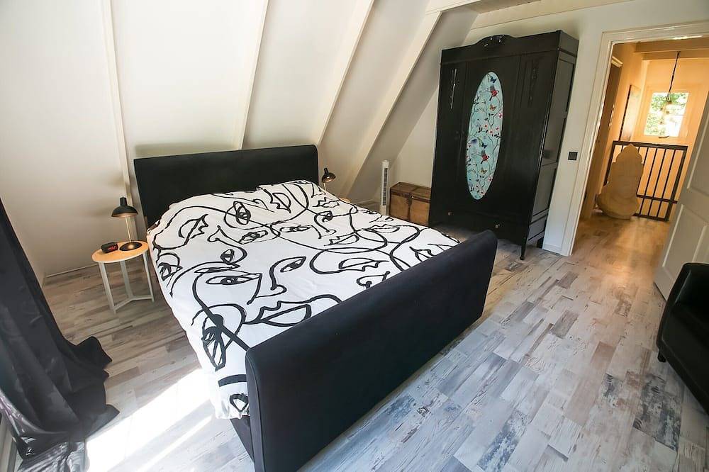 Villa im Drents-Wald mit Pool für 6 Von Belvilla in Wateren, Regio Zwolle