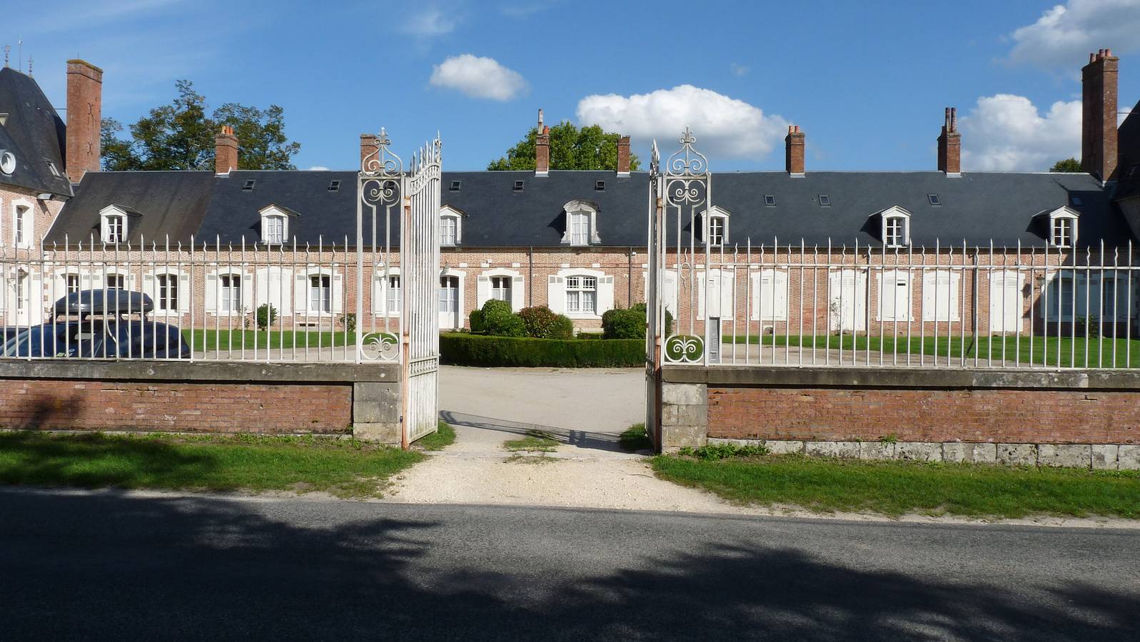 Chateau Chandler 17th Century Loire Valley,  in Brinon-sur-Sauldre, Sologne