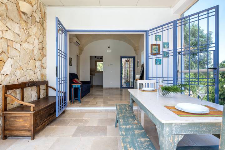 Villa 'Casa delle Fate' con piscina privata, Wi-Fi e aria condizionata in Ostuni, Salento