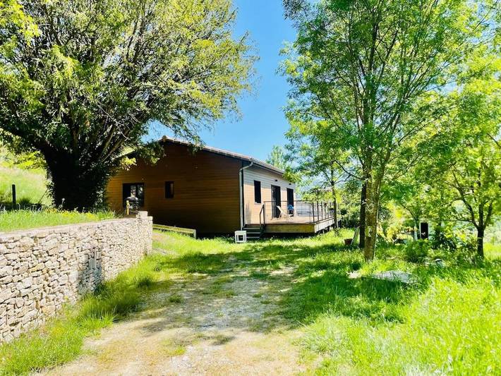 Location de vacances pour 5 personnes, avec jardin ainsi que terrasse et vue à Souspierre - 2