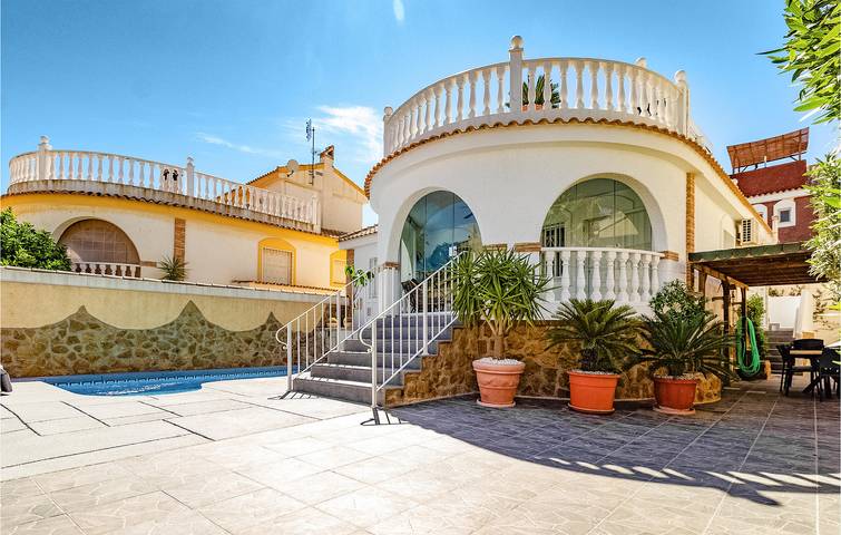 Ferienhaus für 6 Personen, mit Terrasse und Pool in Santa Pola - 3
