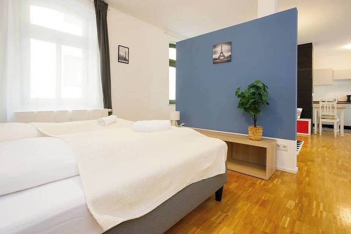 Appartement entier, Fullhouse Studios | London Apt. in Halle, Saale-Unstrut
