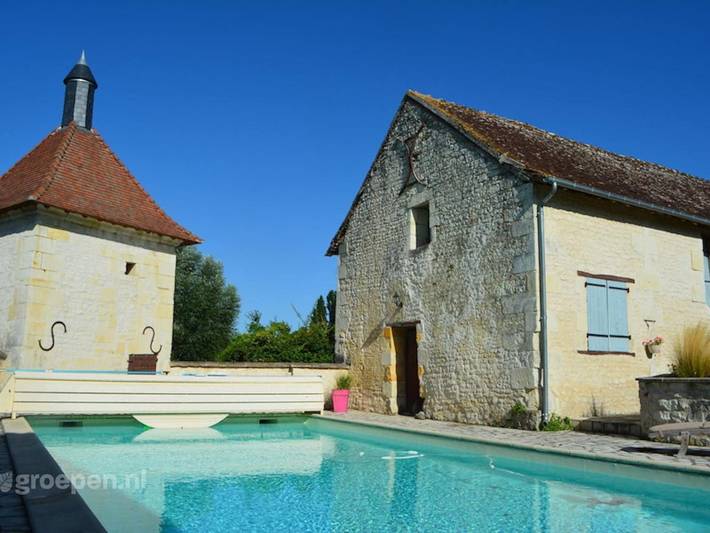 Location de vacances pour 14 personnes, avec jardin et terrasse à Marigny-Marmande
