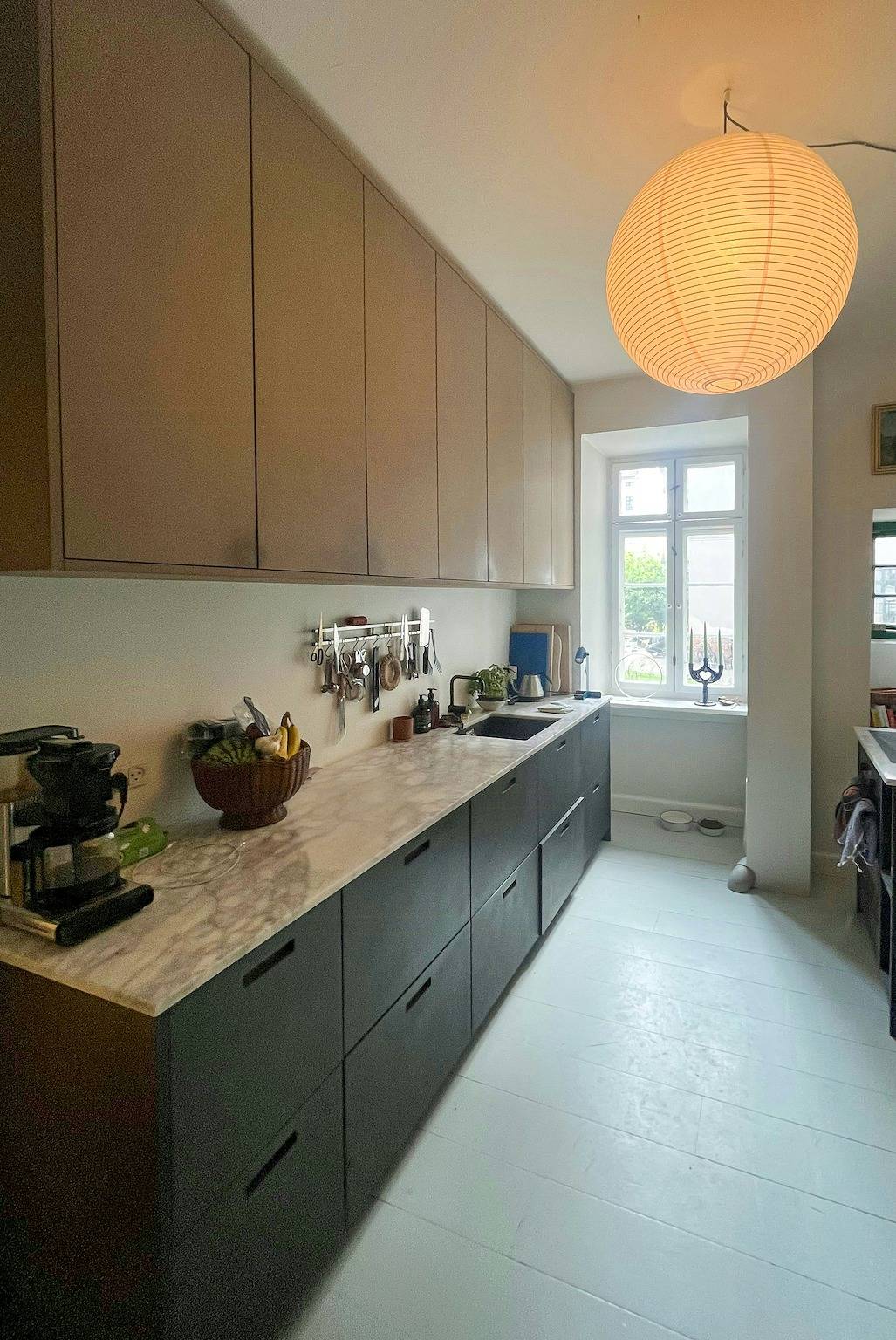 Ganze Wohnung, Elegante Wohnung mit Balkon in der Nähe der Værnedamsvej in Frederiksberg, Kopenhagen