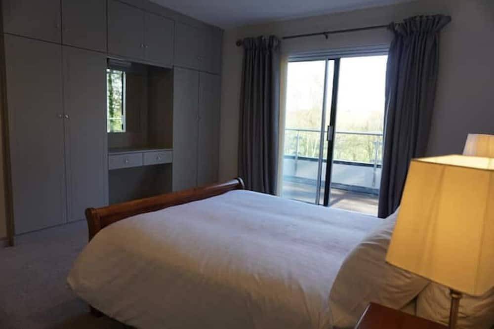 ★ Private & Peaceful | 5 mins to Donegal Town ★ in Donegal, County Donegal