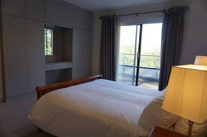 ★ Private & Peaceful | 5 mins to Donegal Town ★ in Donegal, County Donegal