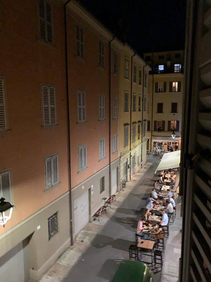 Ganze Wohnung, Grazioso bilocale pieno centro in Modena, Modena Provinz