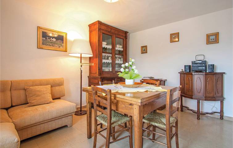Appartement avec piscine à Camaiore avec parking et WiFi. in Camaiore, Riviera Italienne