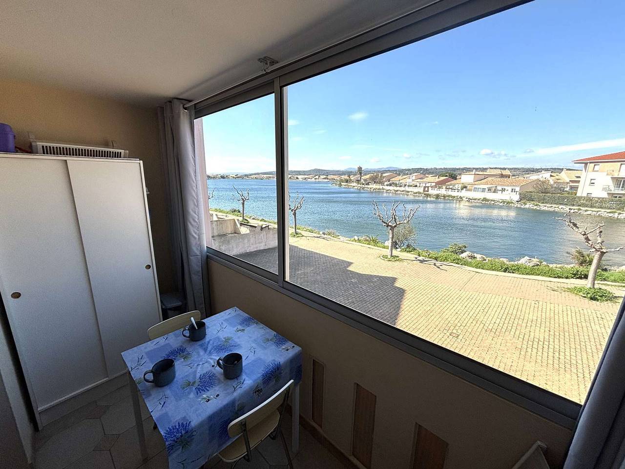 Ganze Wohnung, Studio-Kabine in Port-la-Nouvelle nahe dem Strand in Port-la-Nouvelle, Mittelmeerküste (Frankreich)