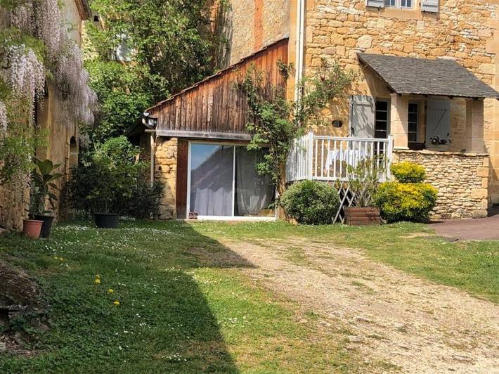 Location de vacances pour 3 personnes, avec jardin, adapté aux familles à Calviac-en-Périgord - 4