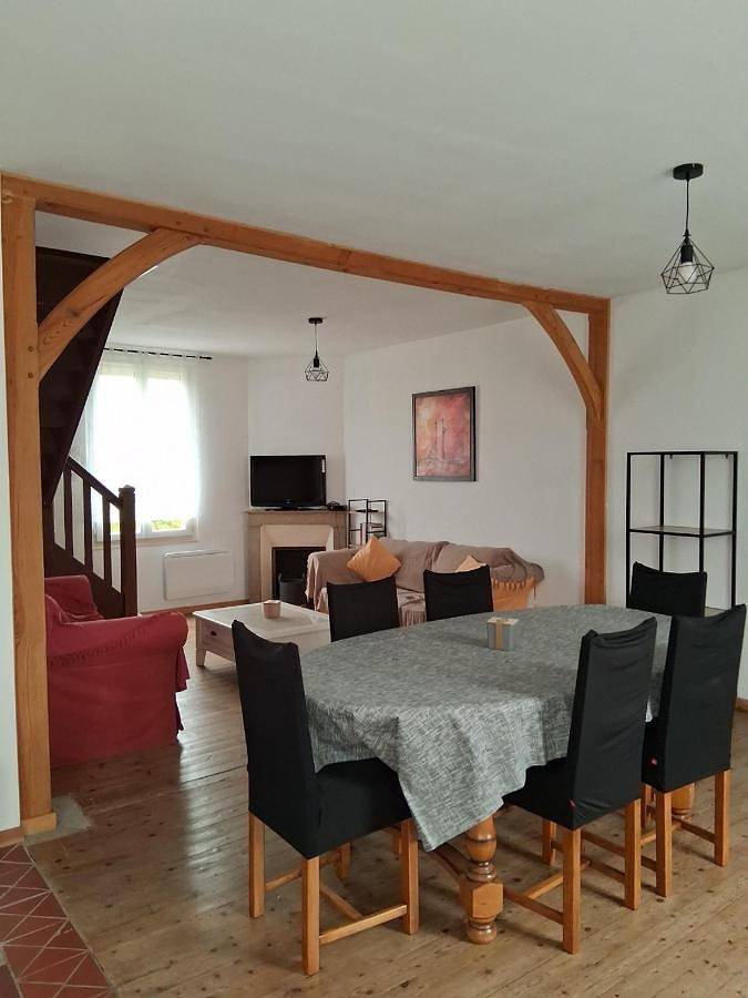 Gîte pour 5 personnes, avec jardin à Lorris