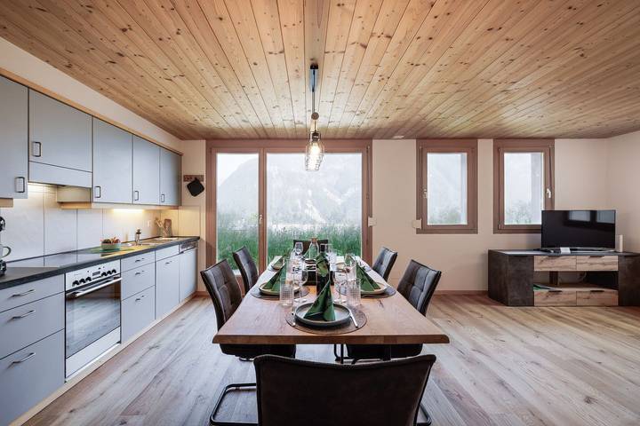 Ferienwohnung für 6 Personen, mit Balkon und Terrasse in Graubünden