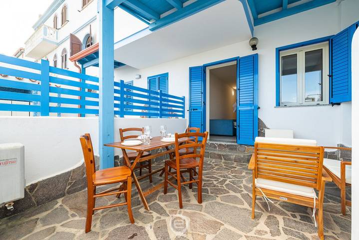 Azure House in Calasetta, Sant'Antioco